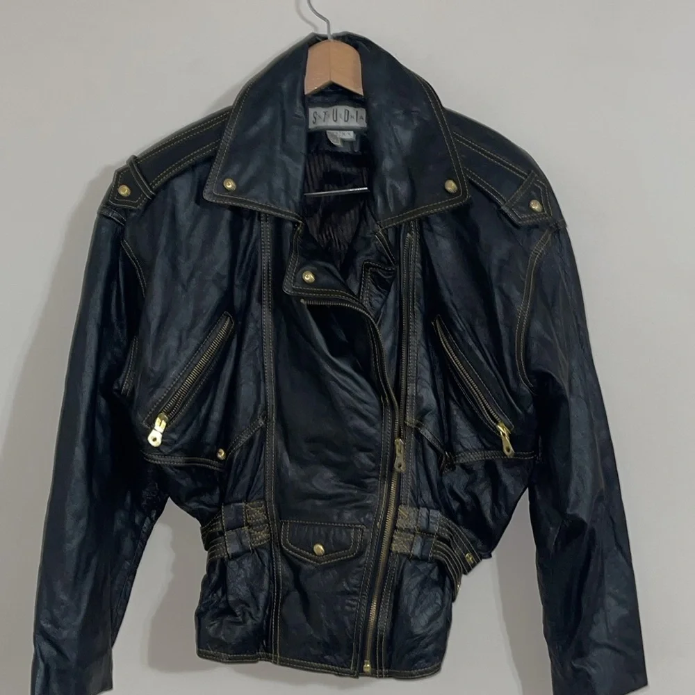 Studio sienna Vintage Black Leather Motorcycle Jacket Gold Detail Women's - Picture 4 of 8